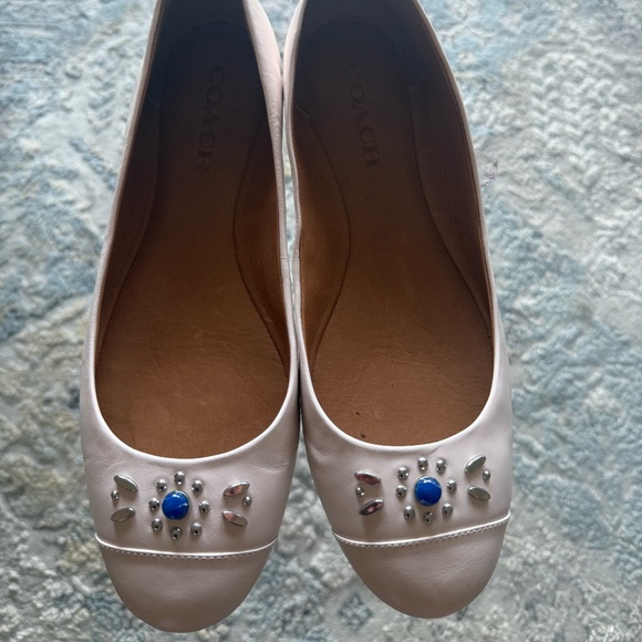 Brand New Coach Leather Flats Size 9 - Picture 1 of 3